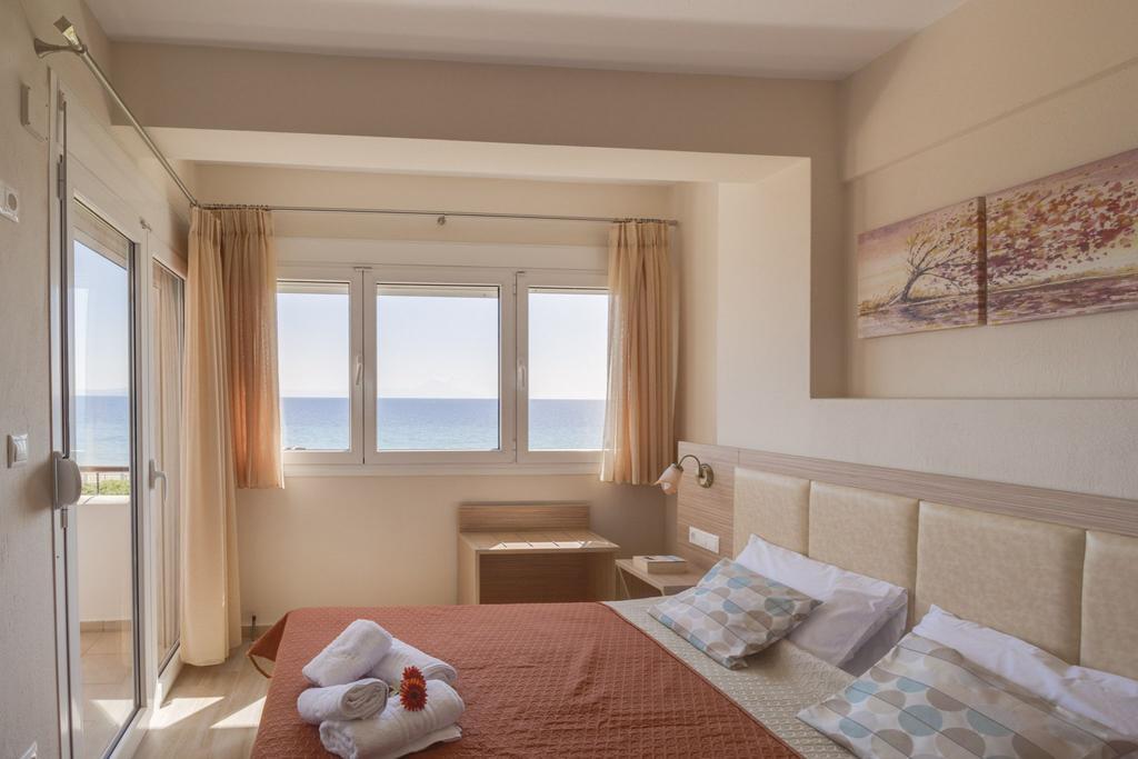 Villa Nefeli - Akti Salonikiou A Agios Nikolaos  Esterno foto