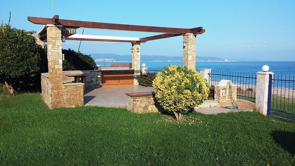 Villa Nefeli - Akti Salonikiou A Agios Nikolaos  Esterno foto