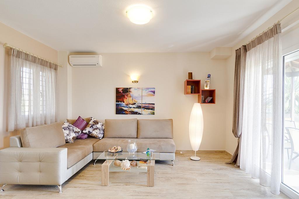 Villa Nefeli - Akti Salonikiou A Agios Nikolaos  Esterno foto