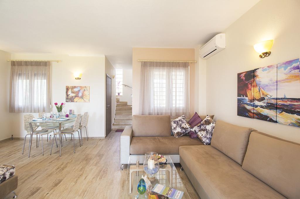 Villa Nefeli - Akti Salonikiou A Agios Nikolaos  Esterno foto