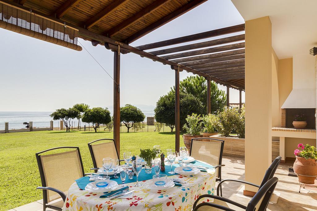 Villa Nefeli - Akti Salonikiou A Agios Nikolaos  Esterno foto