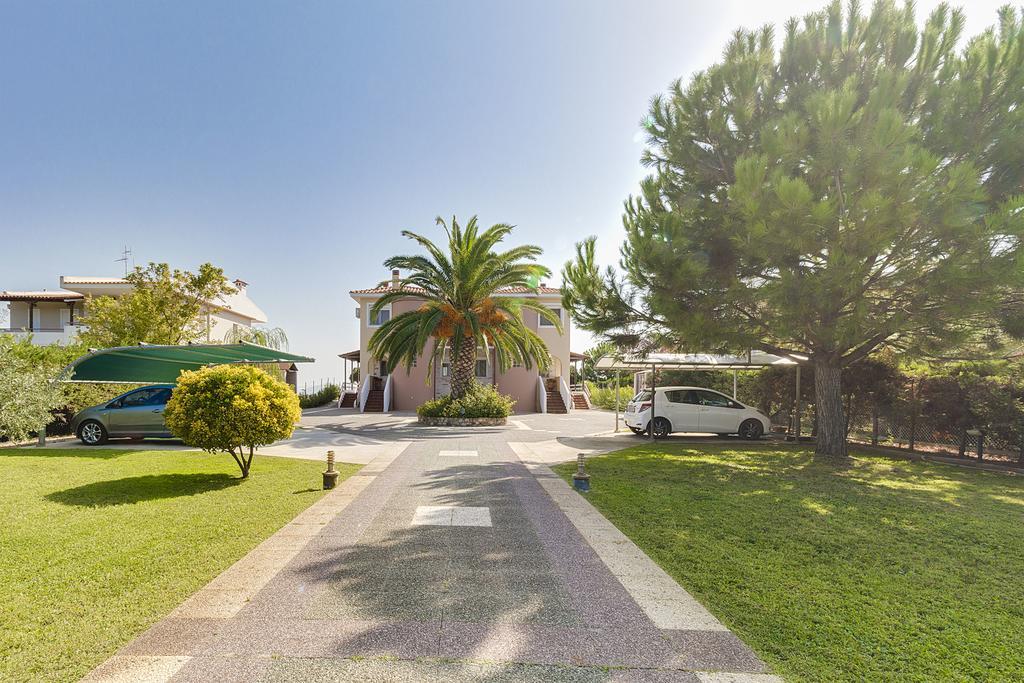 Villa Nefeli - Akti Salonikiou A Agios Nikolaos  Esterno foto